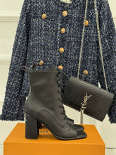 China Replica LV Women Shoes 158usd Only
